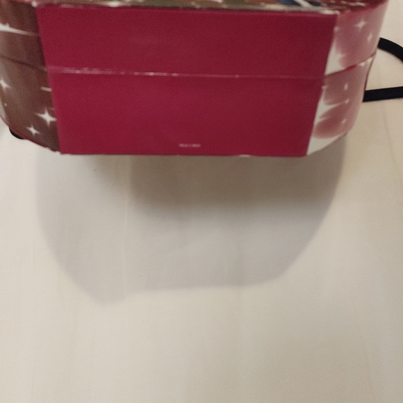 Rare Bratz Forever Diamondz Carrying Case Size Round 11 x 12 NWT - Picture 5 of 12